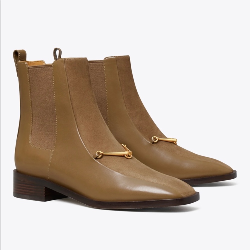 NIB TORY BURCH EQUESTRIAN LINK CHELSEA BOOT